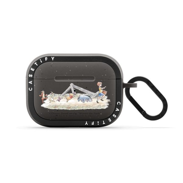 d3433e2ddd0f62dc3cffe700070b6c0d5690a8e6821b61d2a08484d14bc55f86.jpg Winnie The Pooh & Friends Walk Along Together AirPods Case